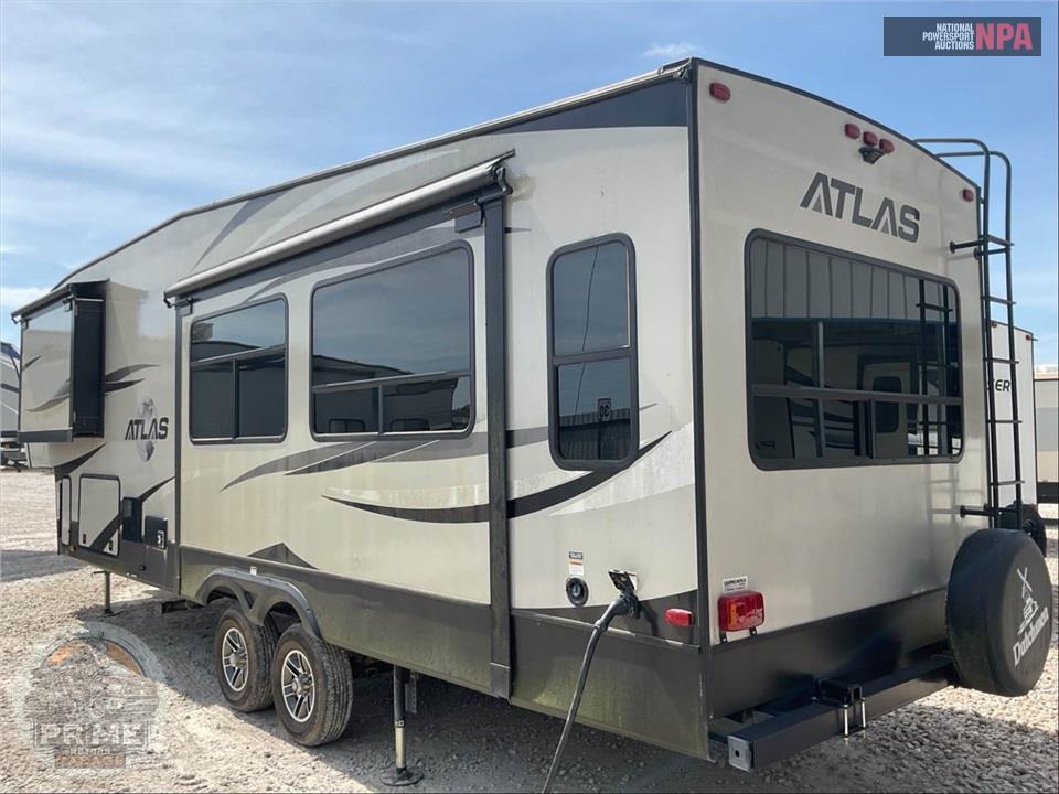 2018 Atlas M-2952RLF - FIFTH WHEEL SERIES — фото 3