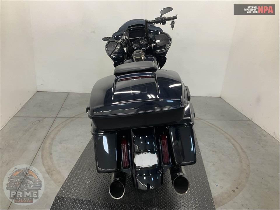2022 Harley-Davidson FLTRXSE CVO ROAD GLIDE — фото 4