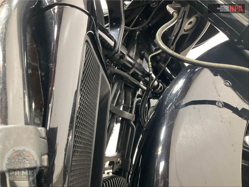 2021 Harley-Davidson FLTRK ROAD GLIDE LIMITED — фото 12