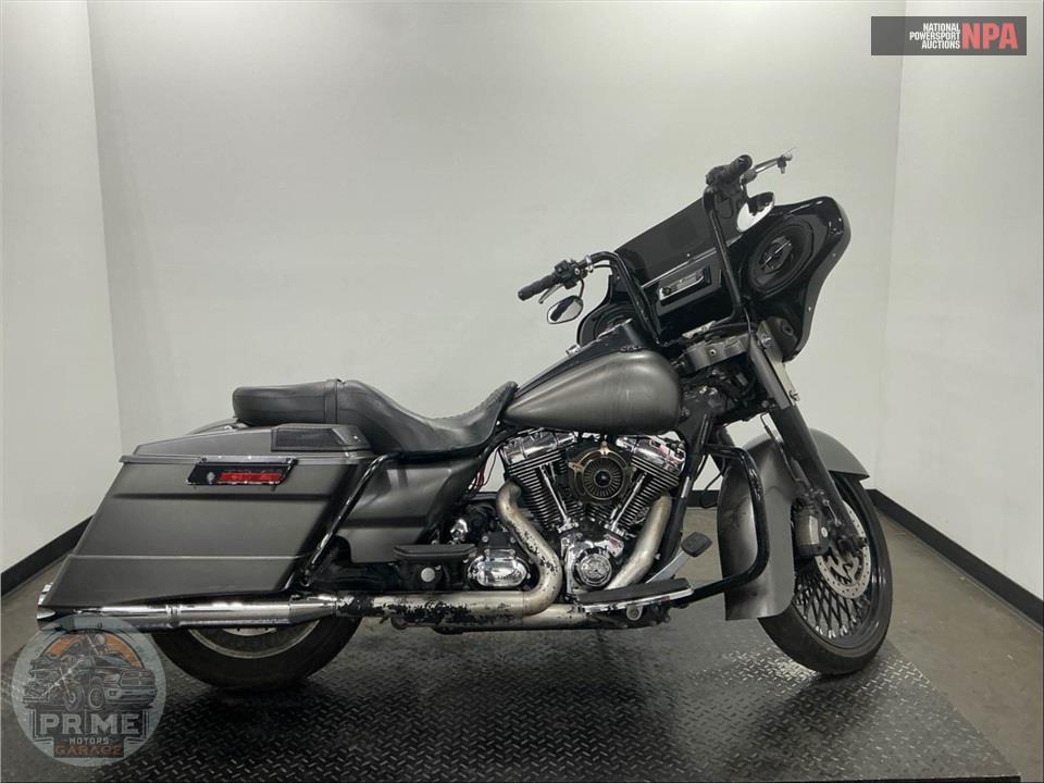 2010 Harley-Davidson FLHR ROAD KING — фото 1