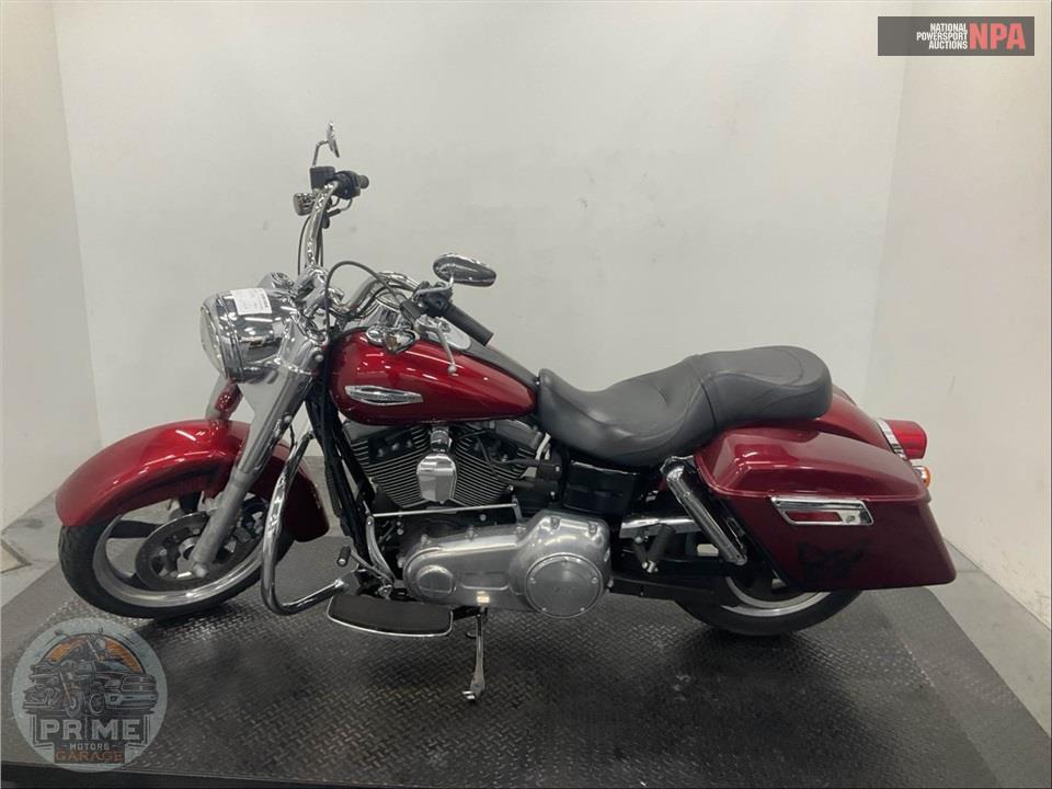 2016 Harley-Davidson FLD-103 DYNA SWITCHBACK — фото 3