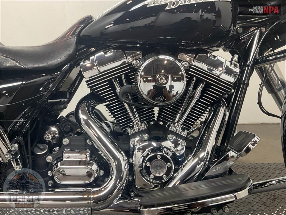 2015 Harley-Davidson FLHXS STREET GLIDE SPECIAL — фото 7