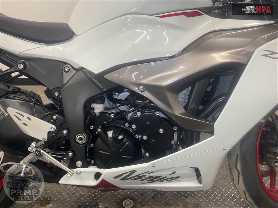 2025 Kawasaki ZX636KSFAL NINJA ZX-6R — фото 7