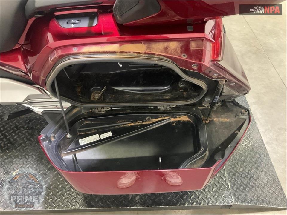 2023 Honda GL1800D GOLDWING TOUR DCT — фото 17