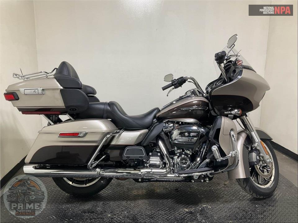 2018 Harley-Davidson FLTRU ROAD GLIDE ULTRA — фото 1