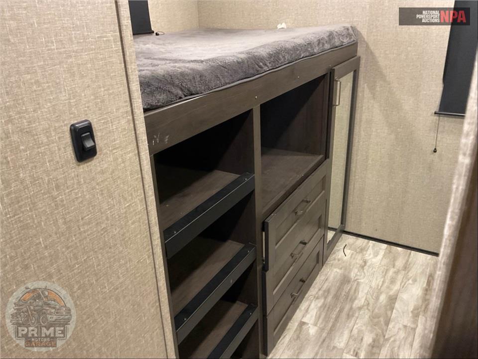 2021 Grand Design Recreational Vehicles M-312BHTS - REFLECTION SERIES — фото 13