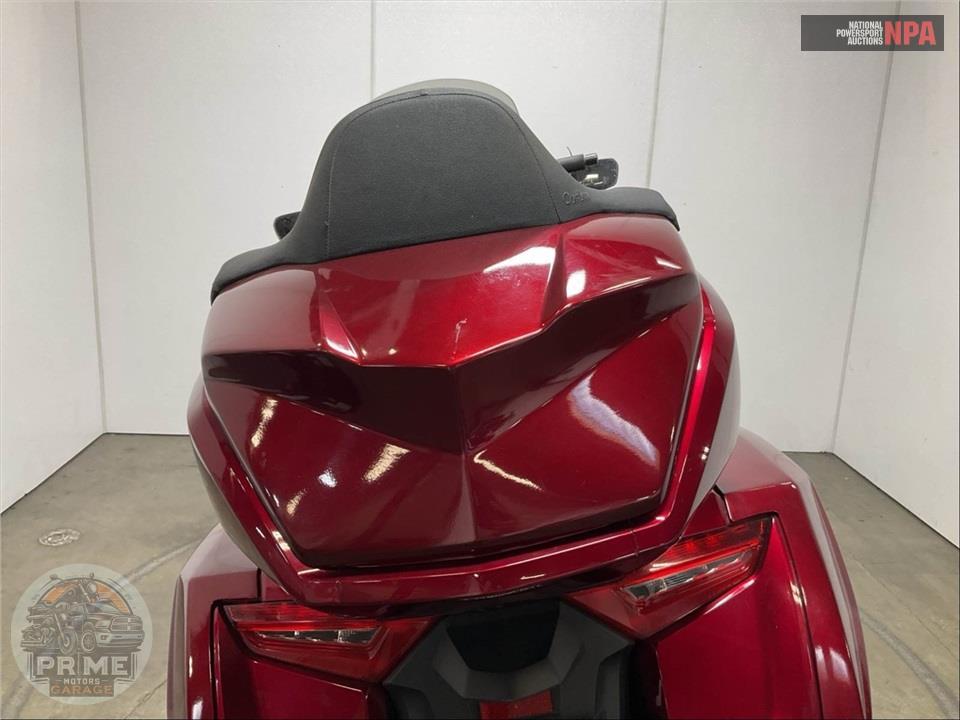 2018 Honda GL1800D GOLDWING TOUR DCT (RED) — фото 22