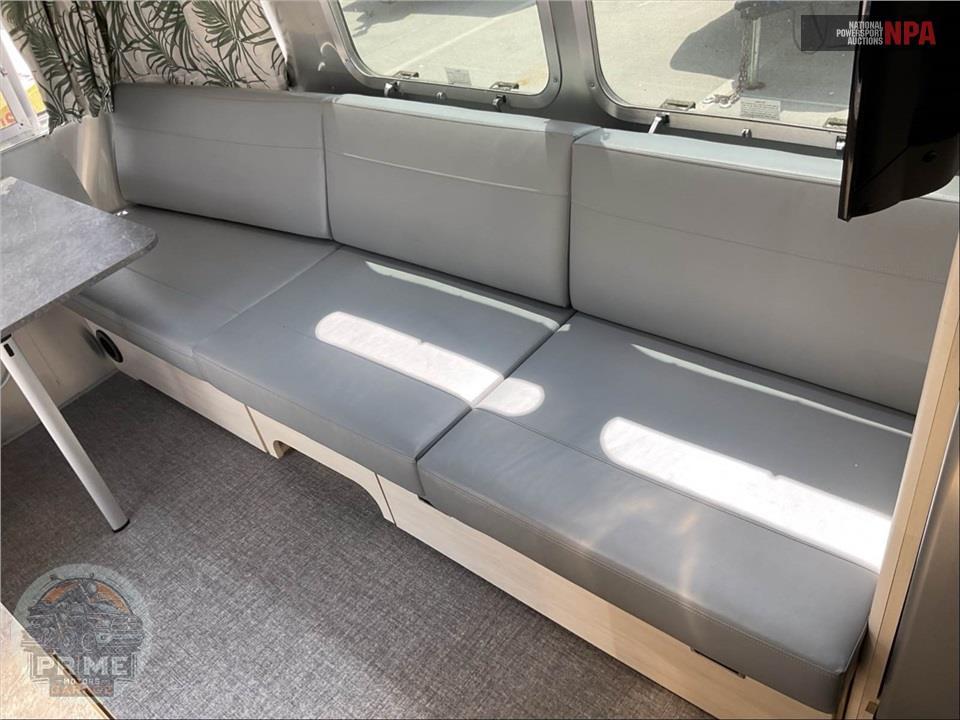 2022 Airstream M-25FB TWIN - FLYING CLOUD SERIES — фото 11