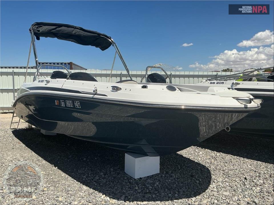 2024 HURRICANE BOAT SS 205(*) SUNDECK SPORT SERIES L=21/E=1 150HP MERC OB