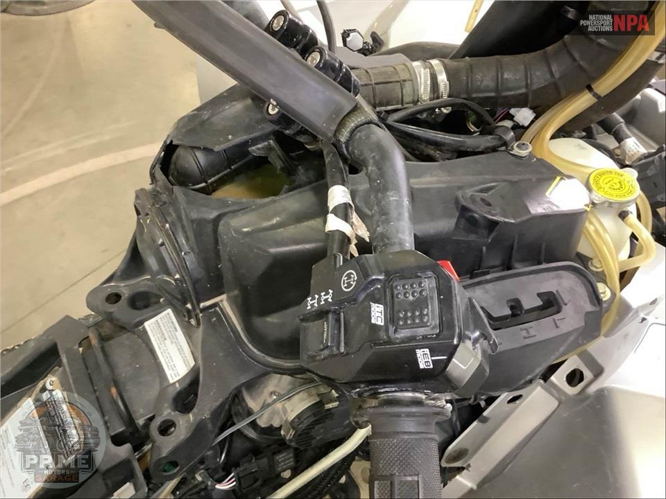 2025 Can-Am RENEGADE X MR 1000R — фото 21