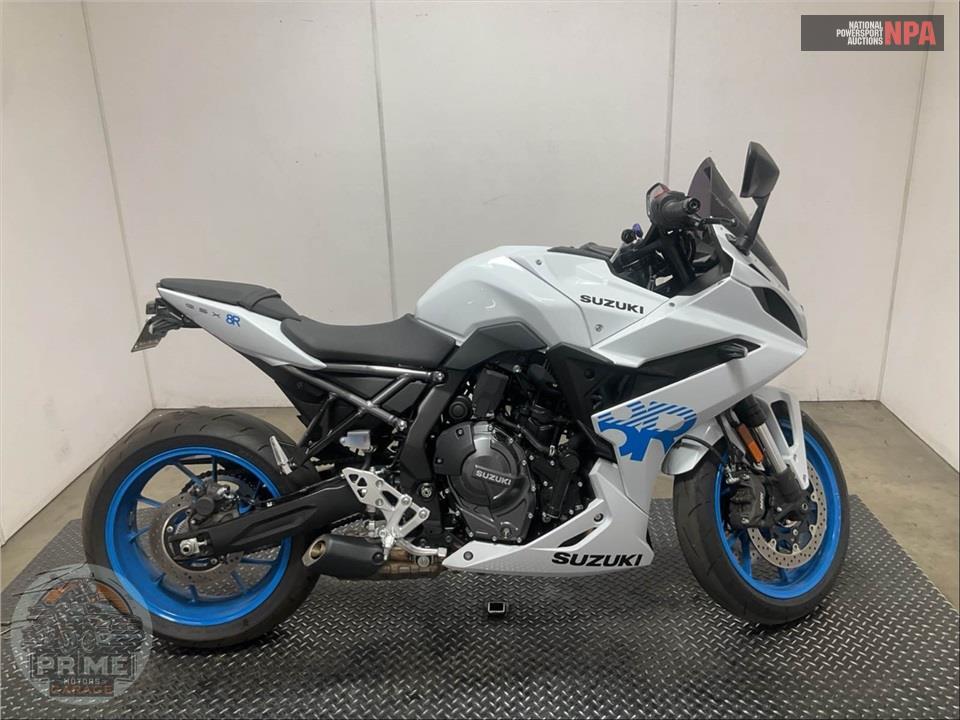 2026 Suzuki GSX-8R — фото 1