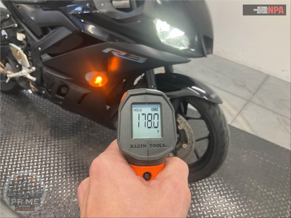 2022 Yamaha YZF-R3 — фото 8