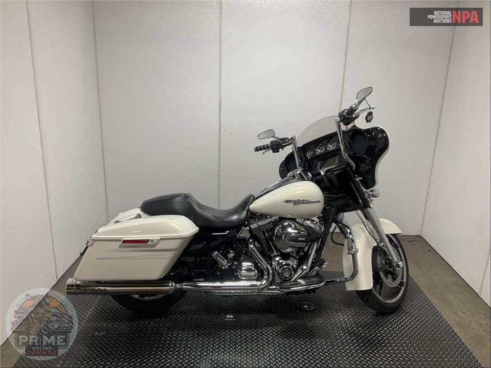 2015 Harley-Davidson FLHXS STREET GLIDE SPECIAL — фото 1