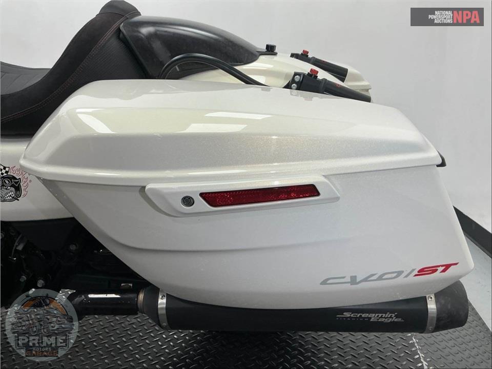2024 Harley-Davidson FLTRXSTSE CVO ROAD GLIDE ST — фото 24