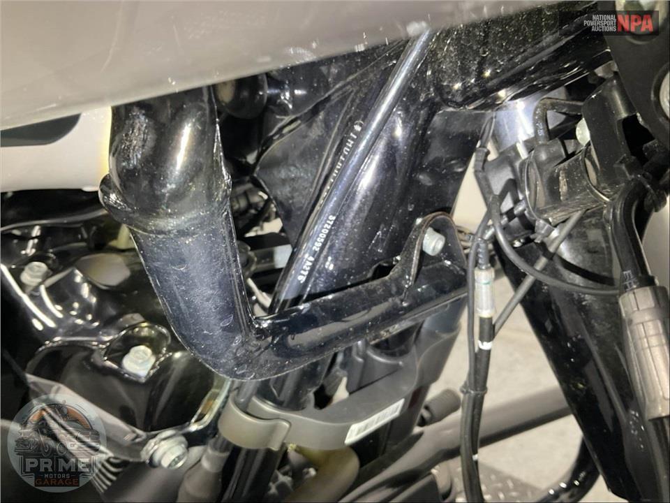 2025 Harley-Davidson FLTRX ROAD GLIDE — фото 11