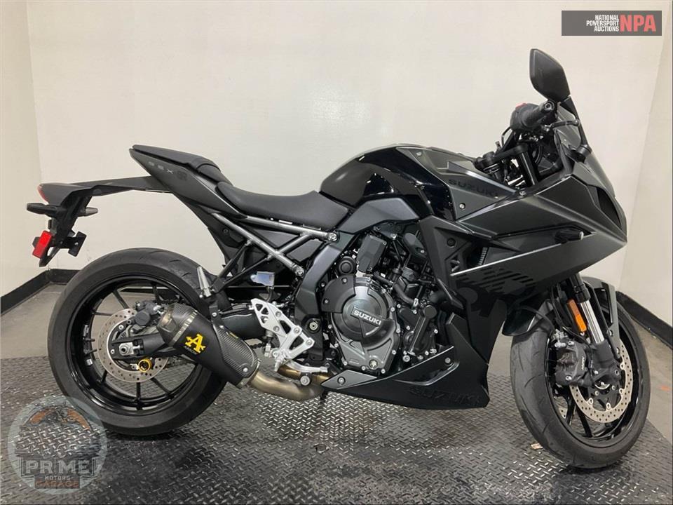 2025 Suzuki GSX800FRQM5 GSX-8R — фото 1