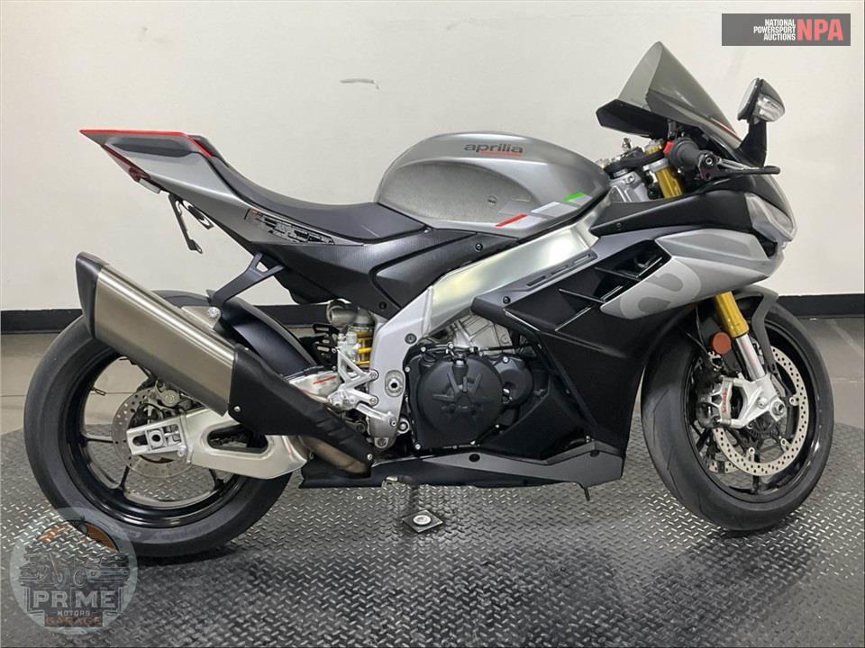 2022 Aprilia RSV4 1100 — фото 1