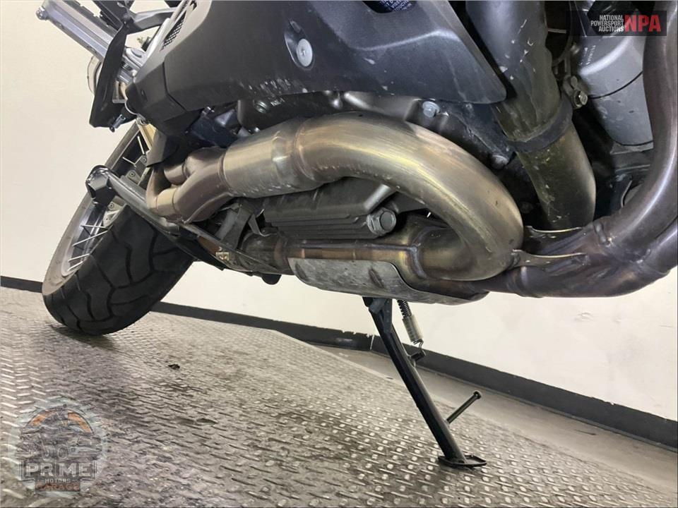 2016 Honda VFR1200X — фото 11