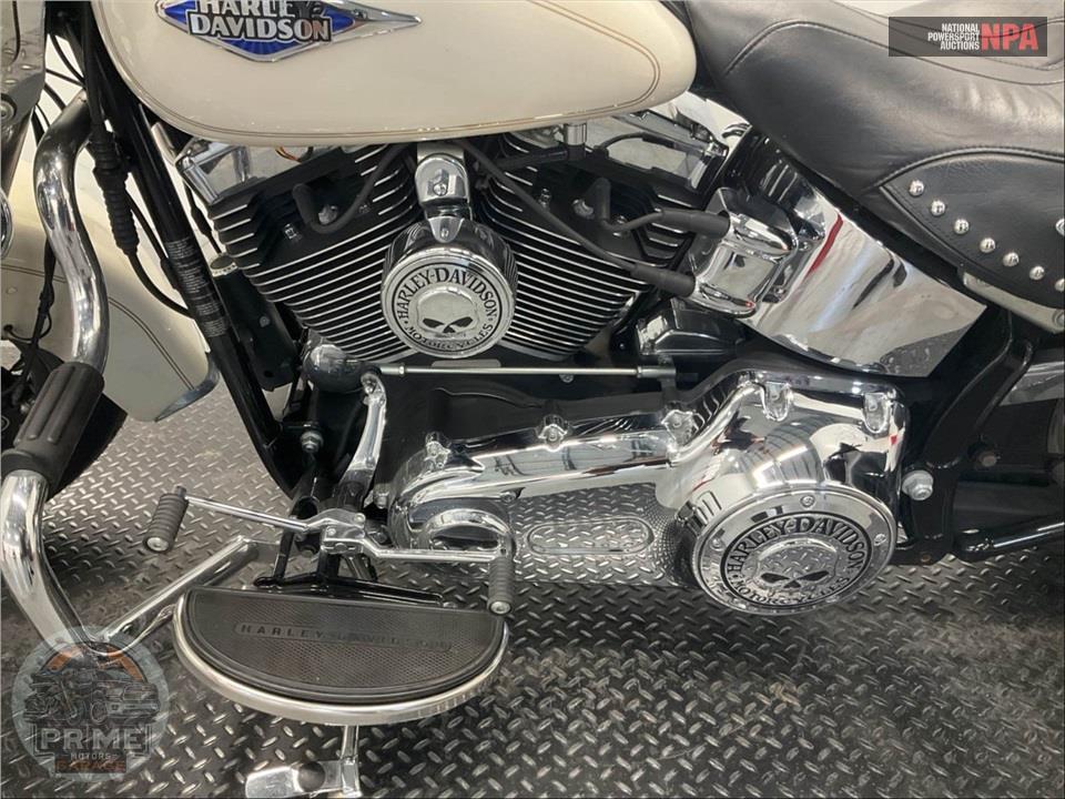 2014 Harley-Davidson FLSTC HERITAGE SOFTAIL CLASSIC — фото 7