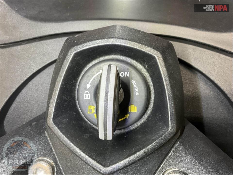 2017 Can-Am SPYDER RT-S SE6 — фото 11
