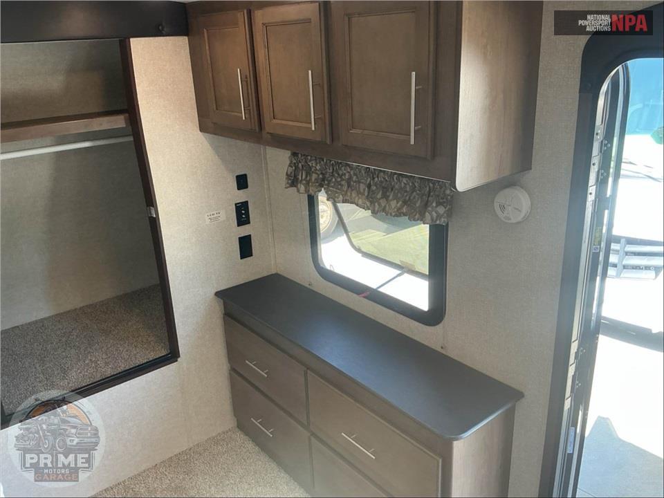 2019 Keystone Rv M-29 RLD - COUGAR SERIES — фото 14