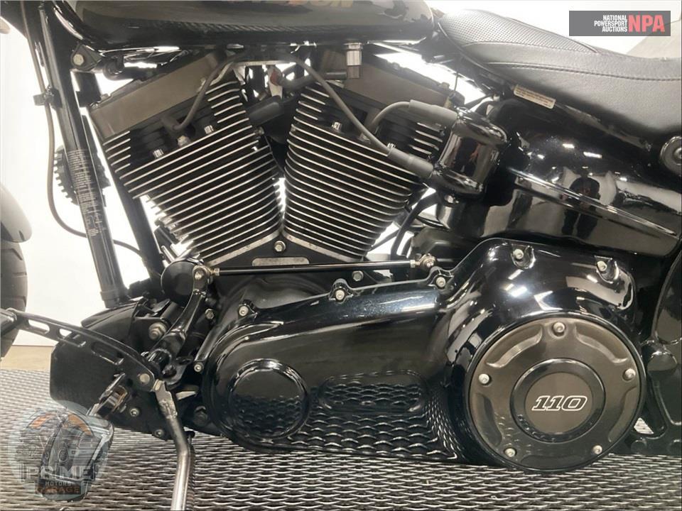 2016 Harley-Davidson FXSE CVO PRO STREET BREAKOUT — фото 7