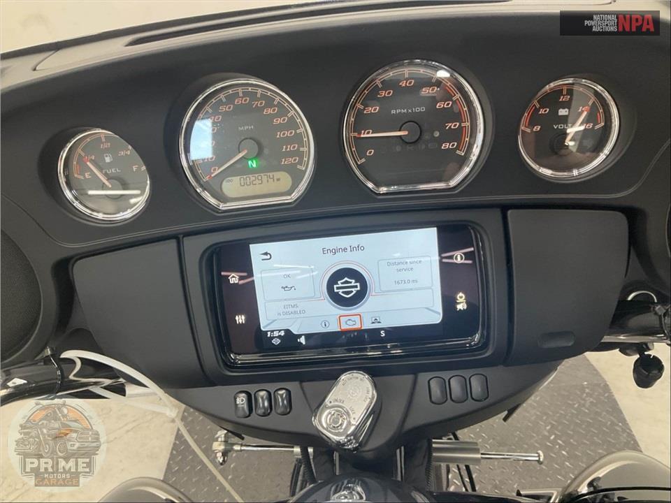 2022 Harley-Davidson FLHTCUTG TRI GLIDE ULTRA CLASSIC — фото 5