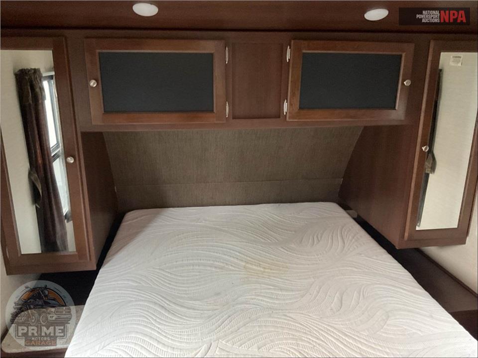 2017 Keystone Rv M-30 RIPR - BULLET PREMIER SERIES — фото 17