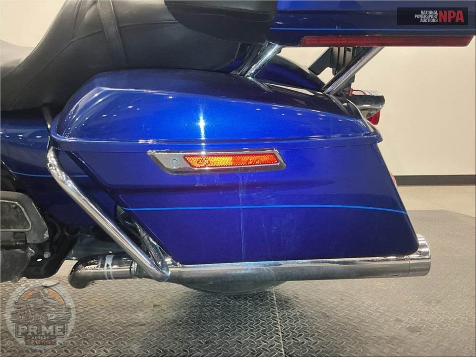 2015 Harley-Davidson FLHTK ELECTRA GLIDE ULTRA LIMITED — фото 23