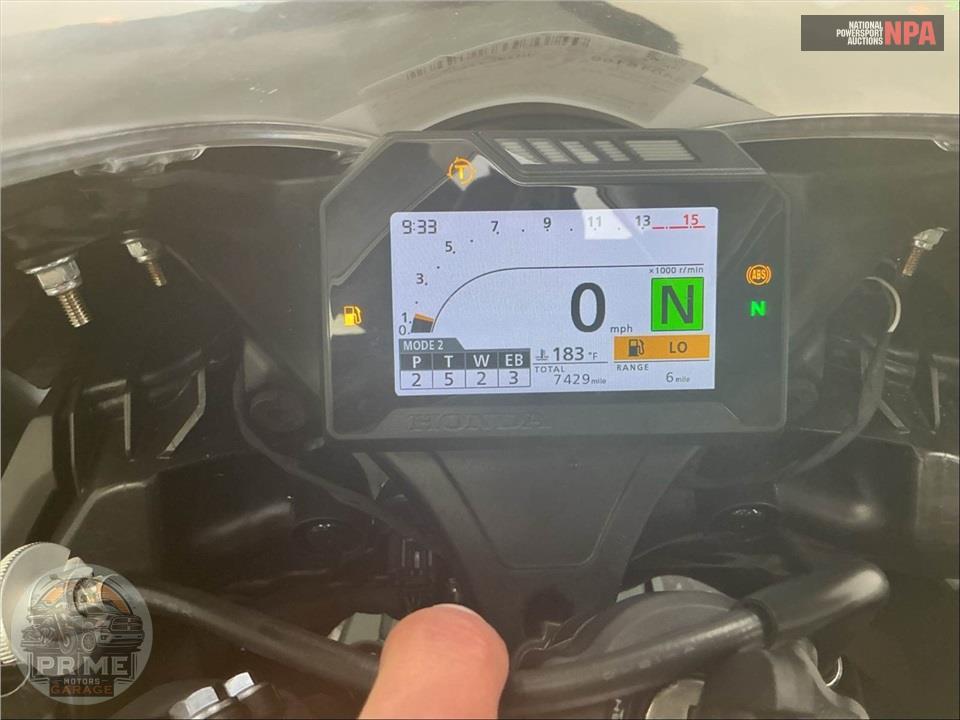 2024 Honda CBR1000RR ABS — фото 5