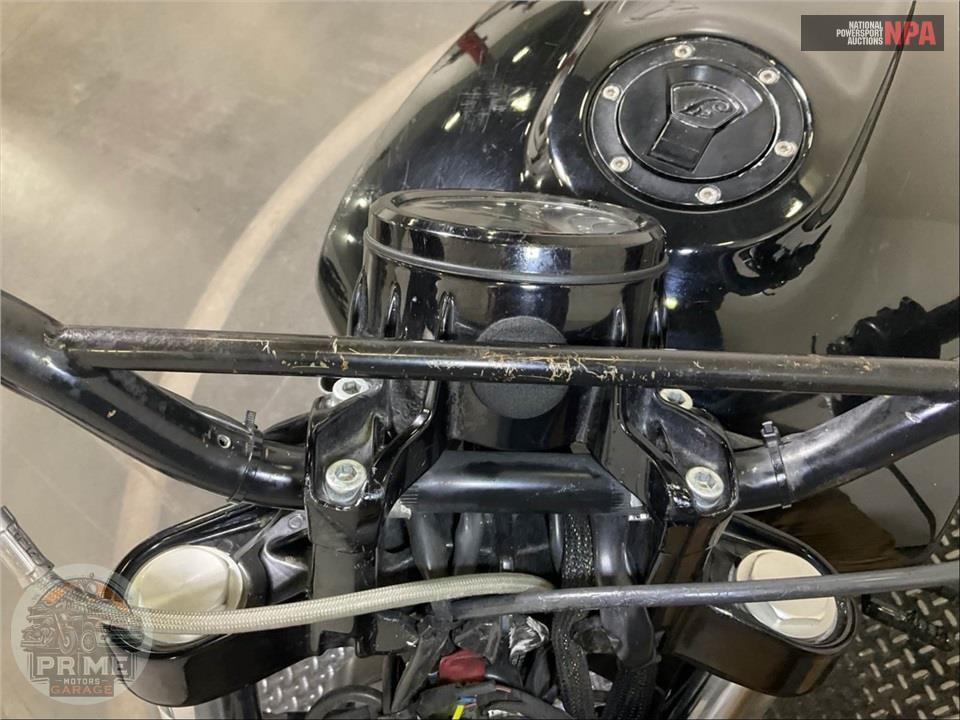2019 Indian Motorcycle SCOUT BOBBER — фото 31