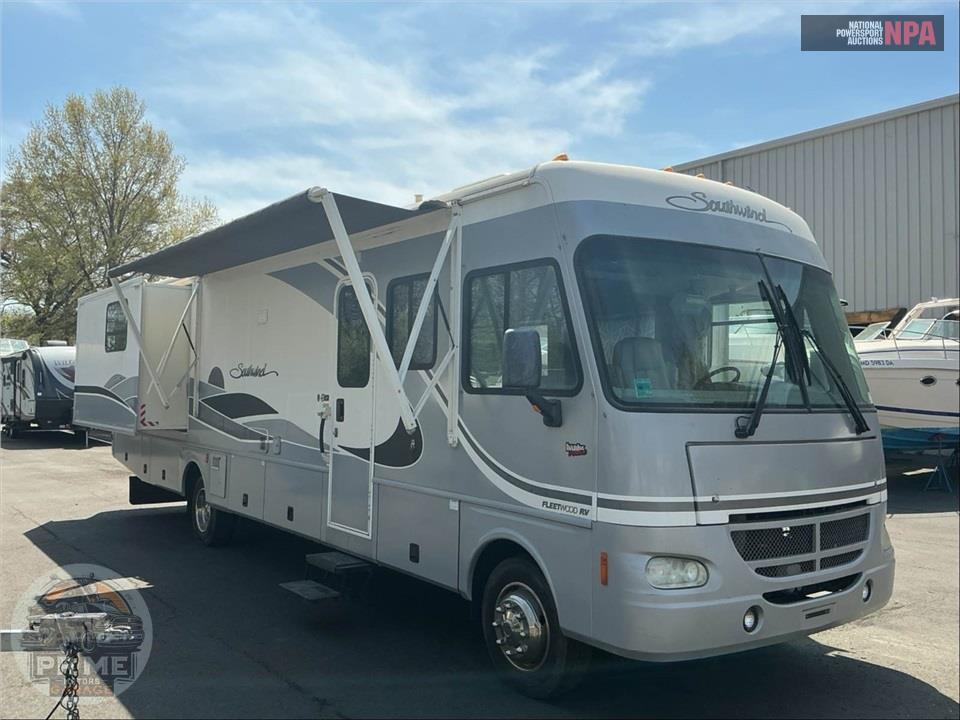 2004 Fleetwood Rv M-36E - SOUTHWIND — фото 1
