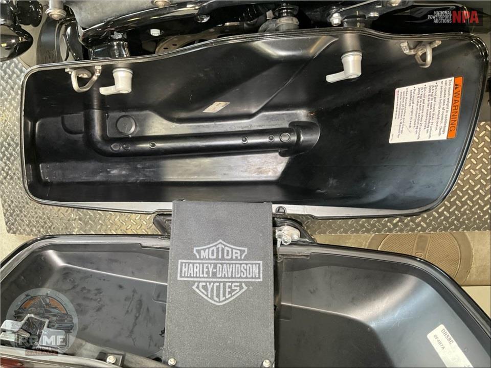 2019 Harley-Davidson FLTRXS ROAD GLIDE SPECIAL — фото 21