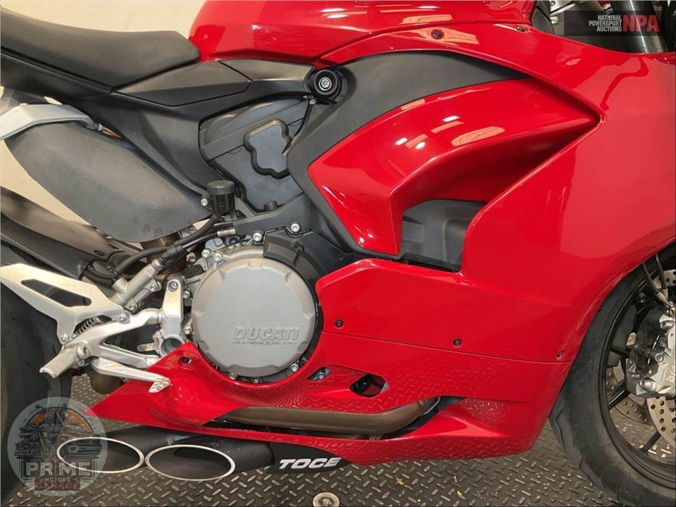 2023 Ducati PANIGALE V2 — фото 6
