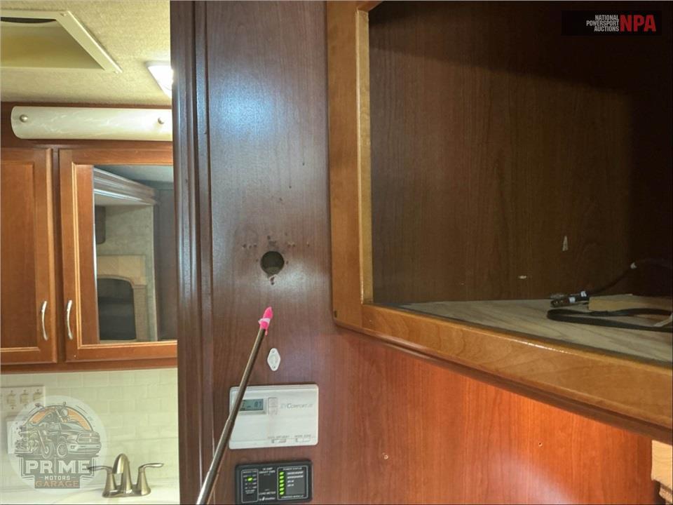 2008 Bounder M-35H FORD 362HP — фото 16