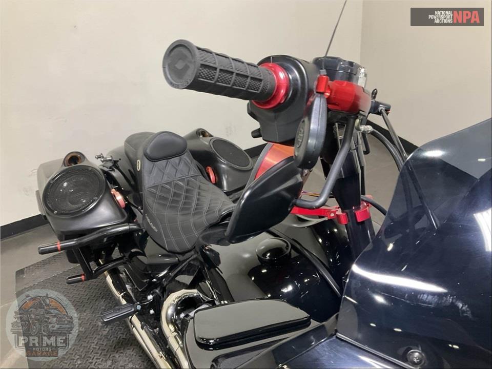 2022 Harley-Davidson FLTRXS ROAD GLIDE SPECIAL — фото 13