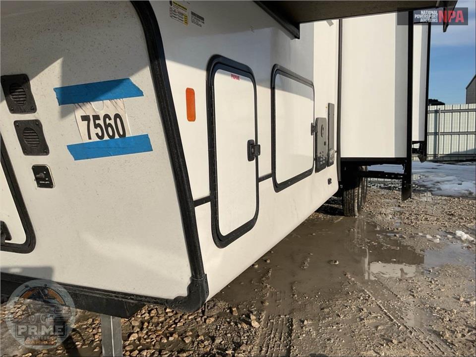 2025 Sabre By Forest River M-37FLH - FIFTH WHEEL SERIES — фото 26