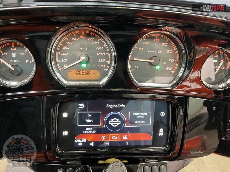 2019 Harley-Davidson FLHTCUTG TRI GLIDE ULTRA — фото 5
