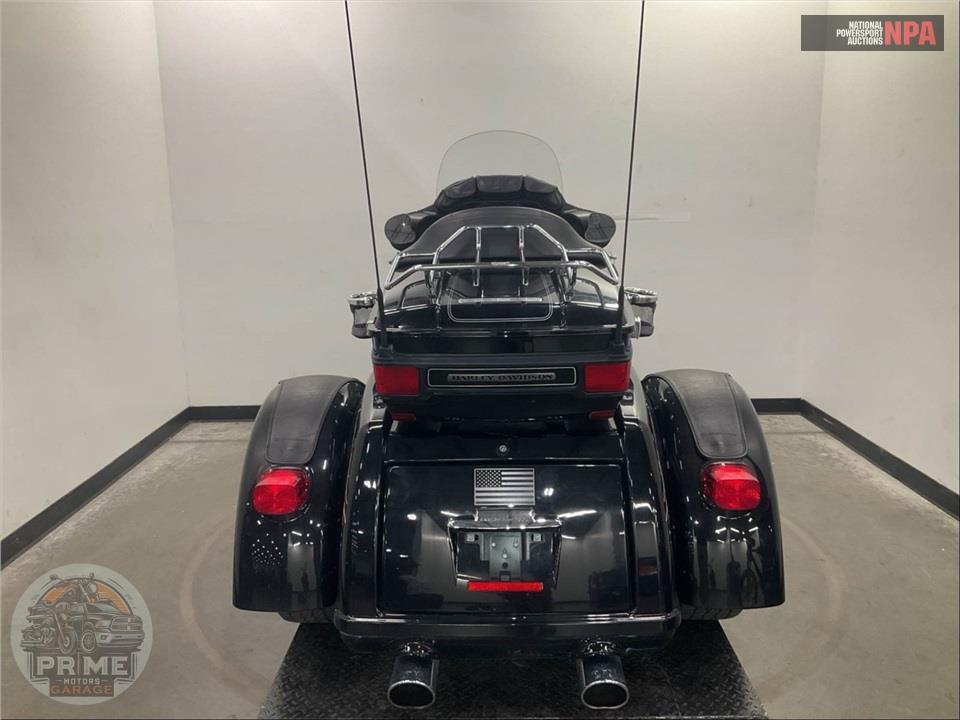 2013 Harley-Davidson FLHTCUTG TRIGLIDE UL CLSC — фото 4