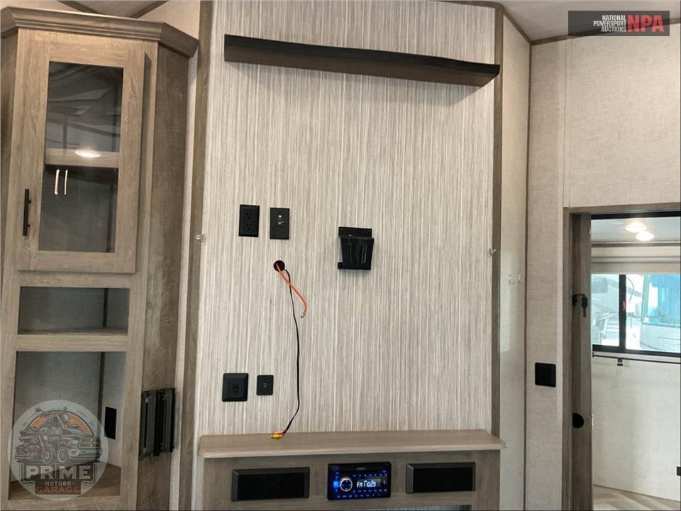 2021 Salem By Forest River M-353BED - HEMISPHERE FIFTH WHEEL SERIES — фото 28