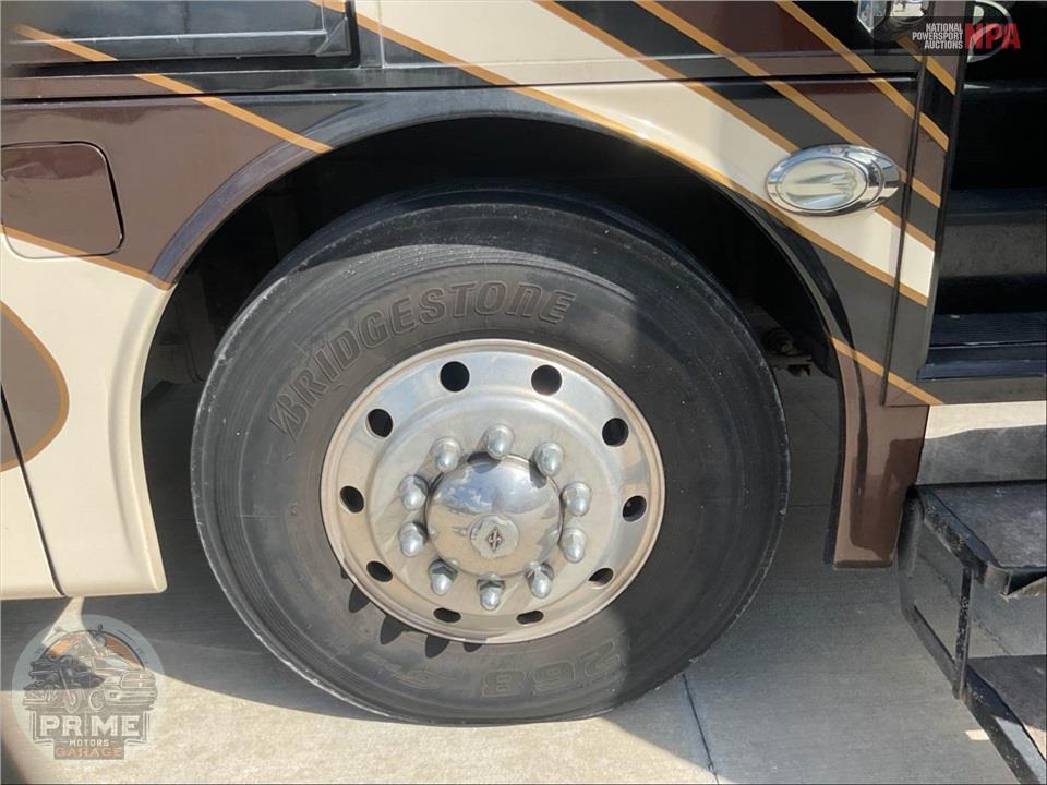 2017 Entegra Coach M-44B CUMMINS - INSIGNIA SERIES — фото 52