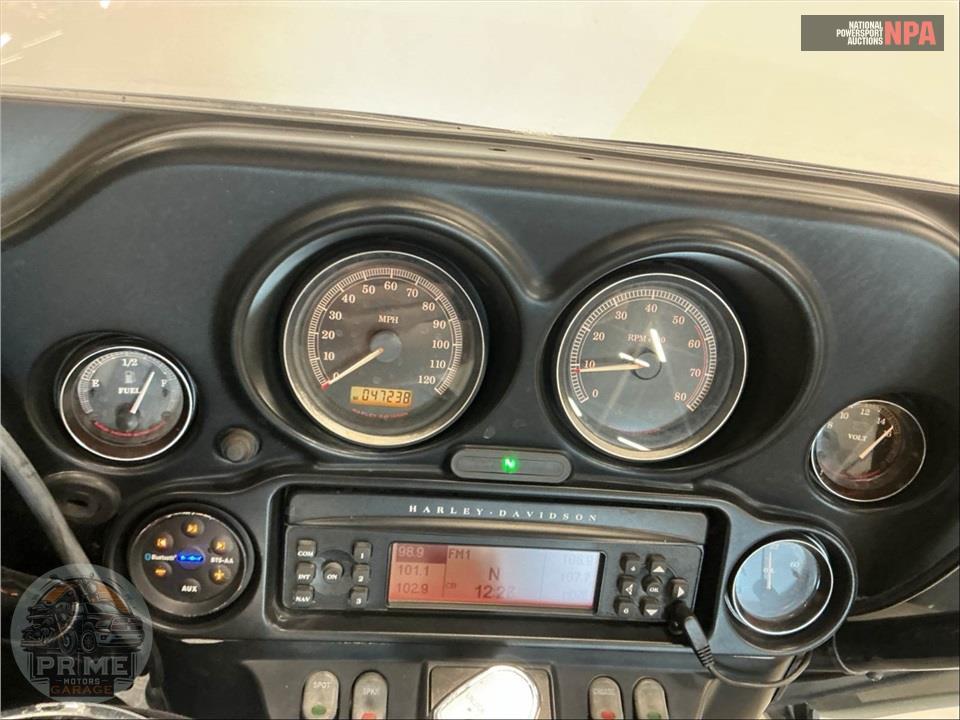 2011 Harley-Davidson FLHTCU UL CLSC EL GLIDE — фото 5