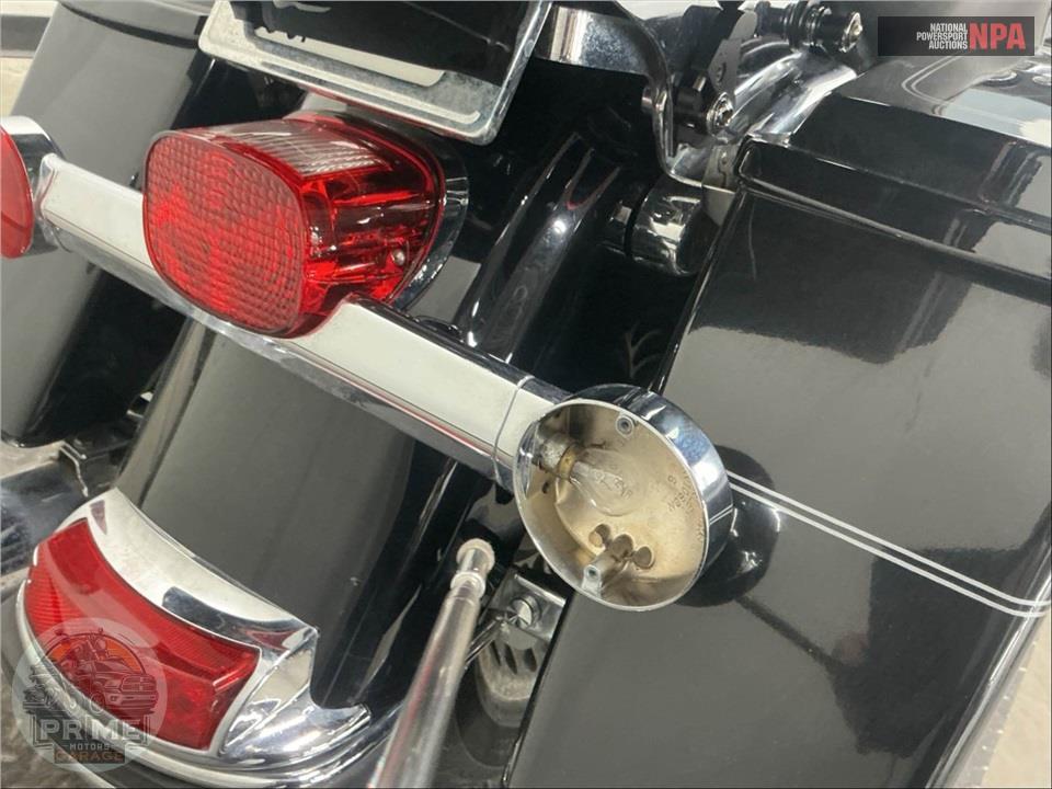 2009 Harley-Davidson FLHTCU ULTRA CLASSIC ELECTRA GLIDE — фото 24