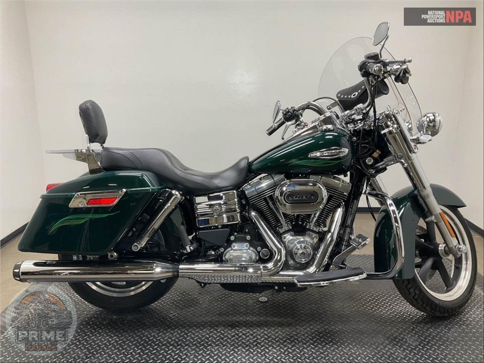2016 Harley-Davidson FLD-103 DYNA SWITCHBACK — фото 1
