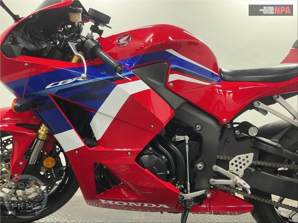 2023 Honda CBR600RR — фото 7