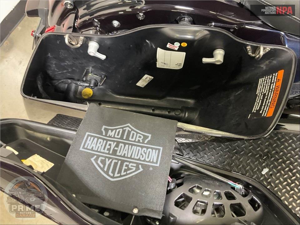 2019 Harley-Davidson FLTRXSE CVO ROAD GLIDE — фото 23