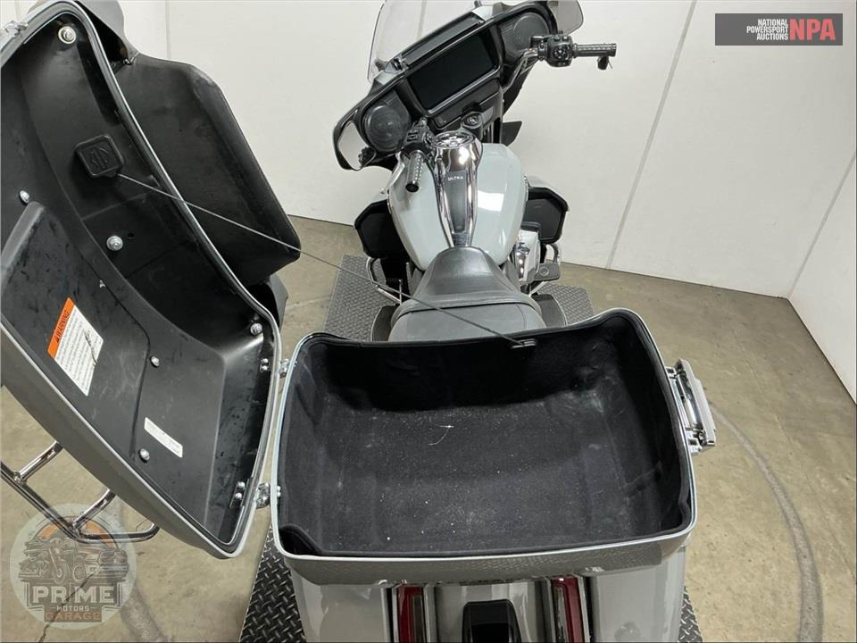 2025 Harley-Davidson FLHXU STEET GLIDE ULTRA — фото 25