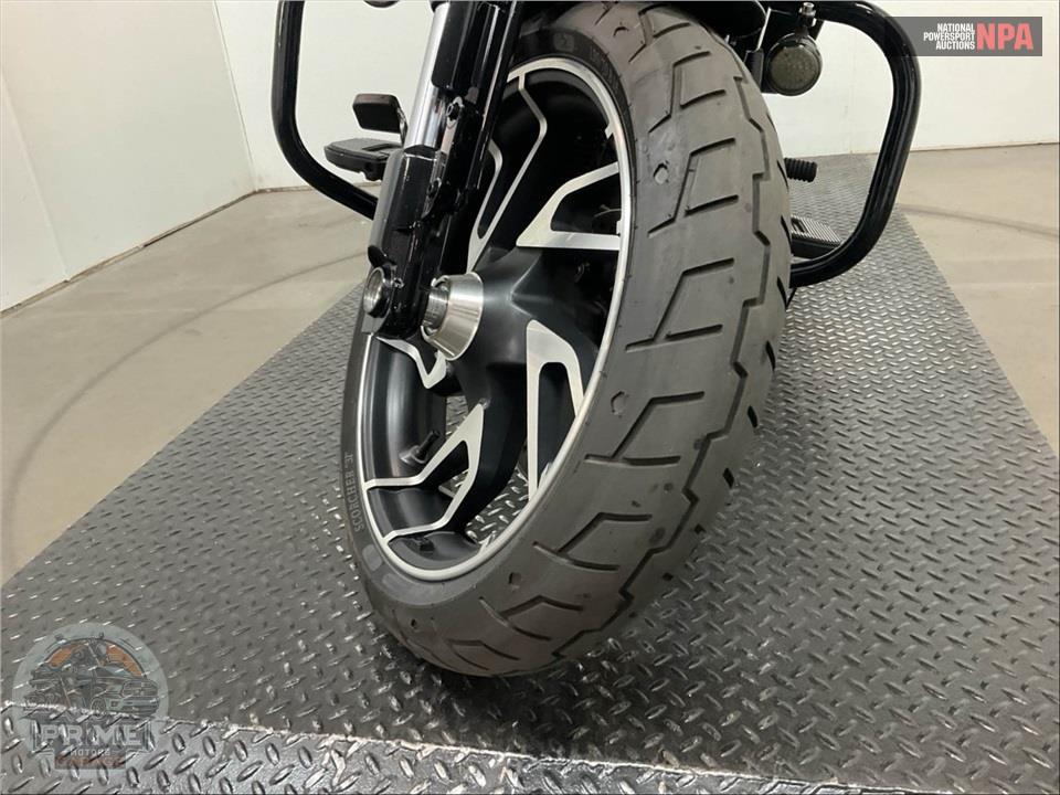 2019 Harley-Davidson FLSB SPORT GLIDE — фото 19