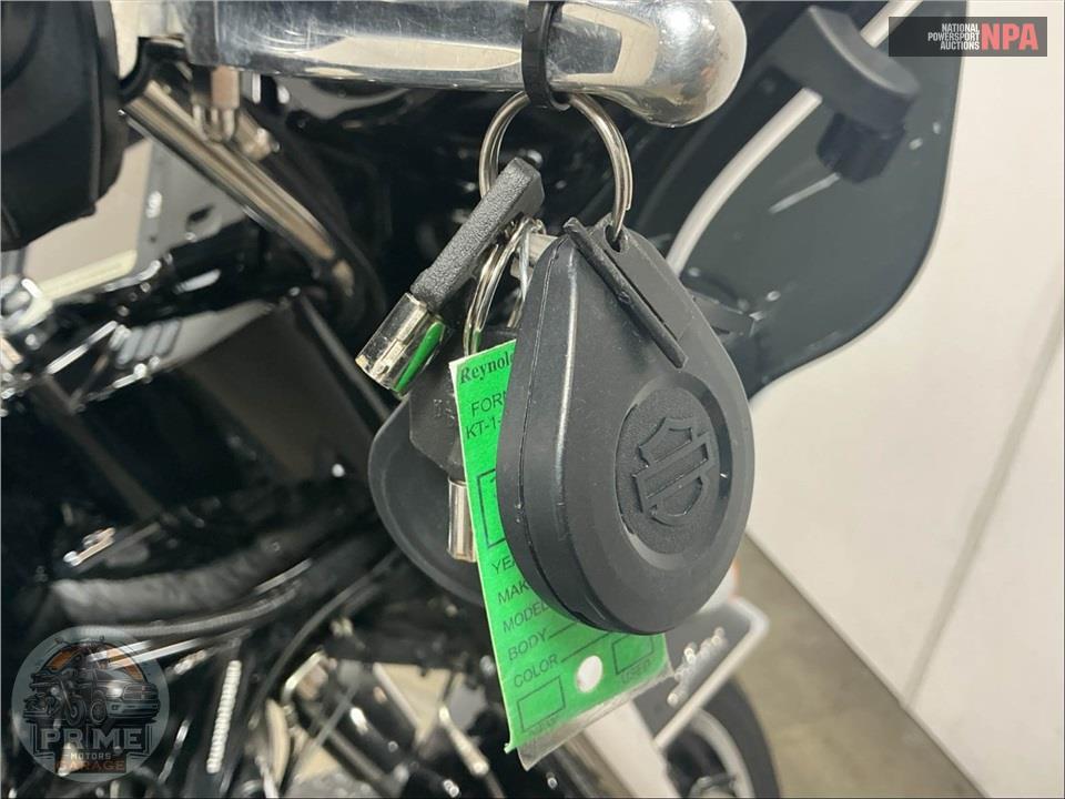 2018 Harley-Davidson FLHTK ULTRA LIMITED — фото 10