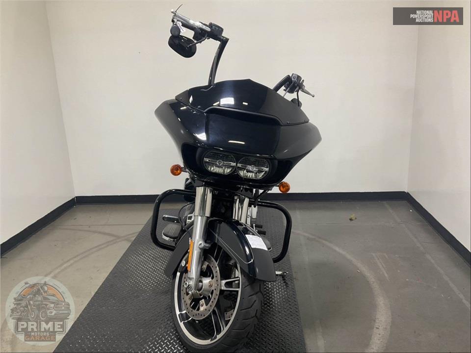 2015 Harley-Davidson FLTRXS ROAD GLIDE SPECIAL — фото 2